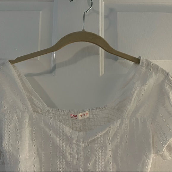 Romwe Short Sleeved Cropped Top - Picture 2 of 3